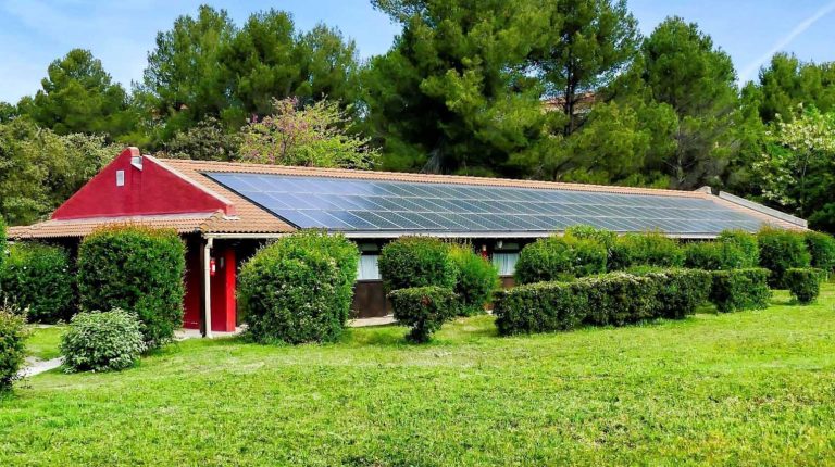 instalacion fotovoltaica en casa aislada placas solares