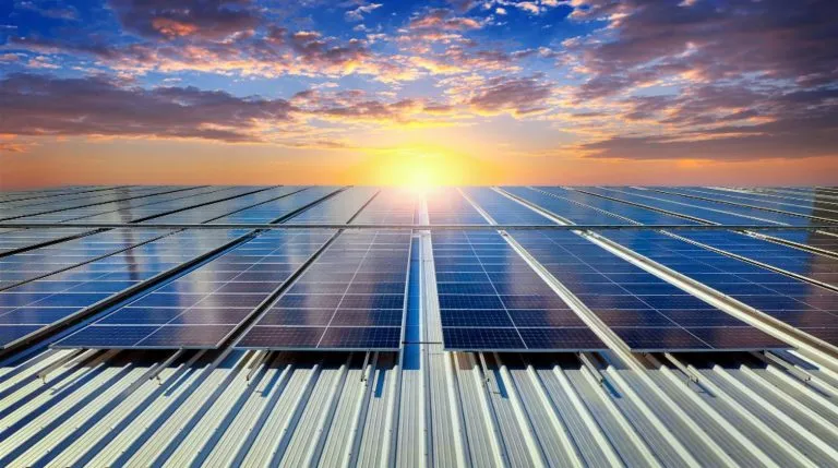 instalar placas solares en tu empresa