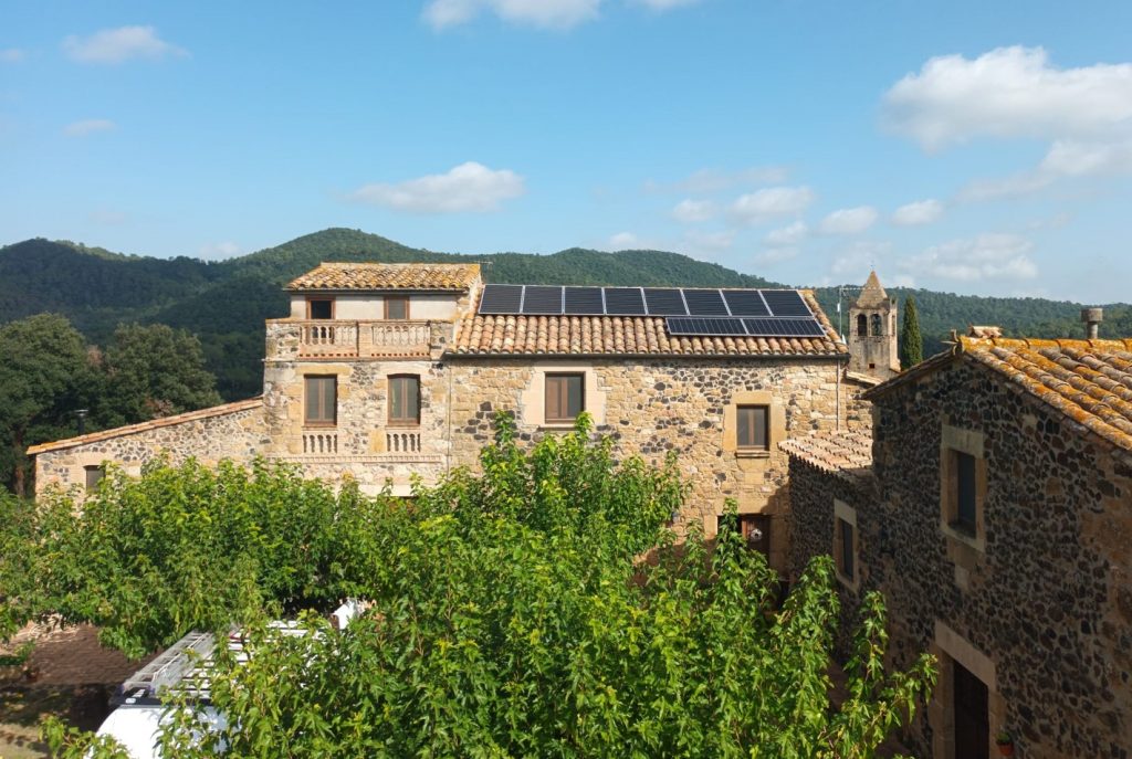 plaques solars a canet adri girona