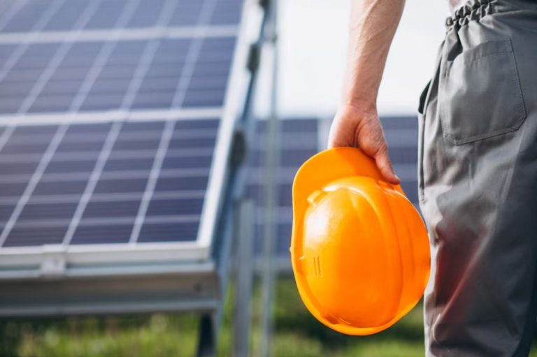 crecimeinto de la energia solar fotovoltaica en 2022-2023