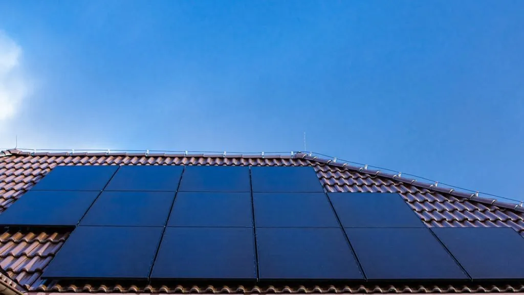 paneles fotovoltaicos negros black full