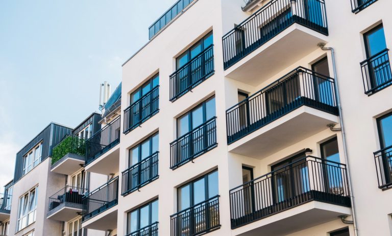 Placas solares para un piso