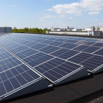 plaques solars energia solar empreses nau industrial